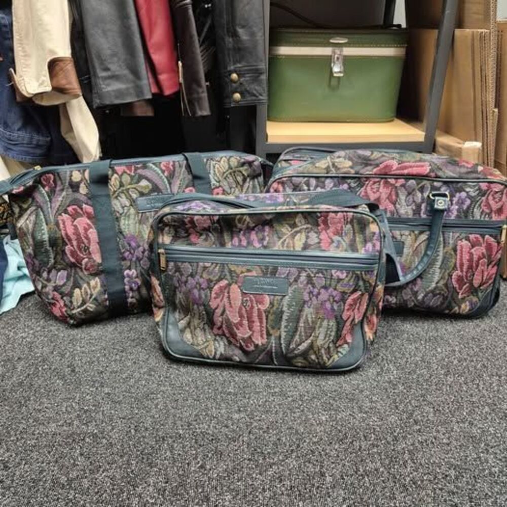 Vintage 3-Piece Floral Tapestry Luggage Set - Weekender & Duffle Bags